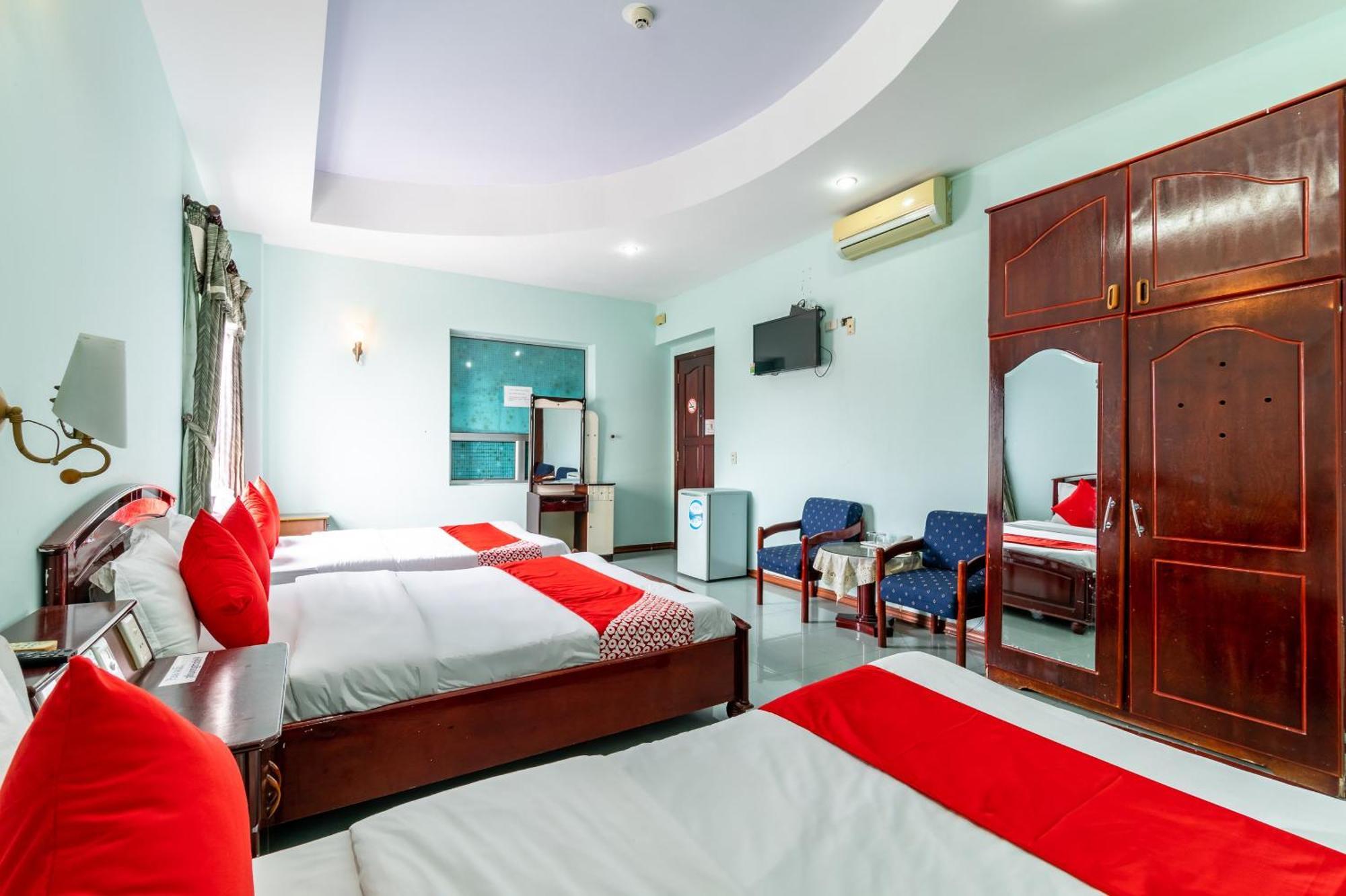 Hotel OYO 266 Golden Gate Đà Nẵng Exterior foto