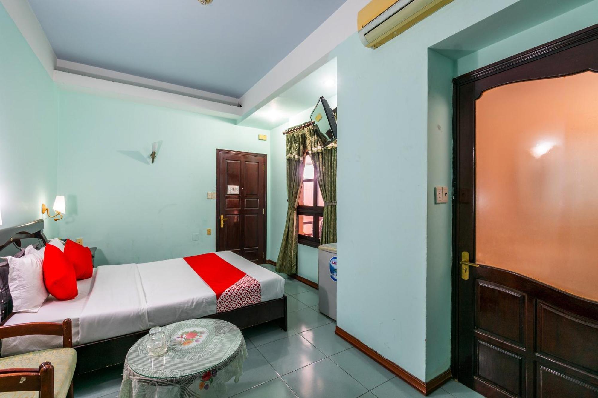Hotel OYO 266 Golden Gate Đà Nẵng Exterior foto
