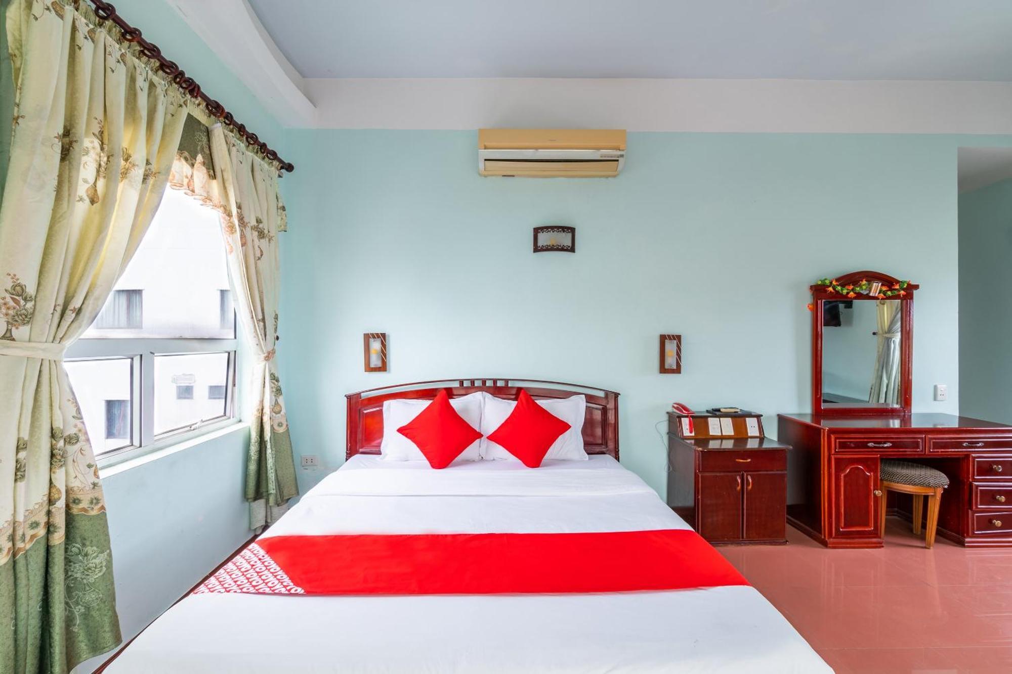 Hotel OYO 266 Golden Gate Đà Nẵng Exterior foto